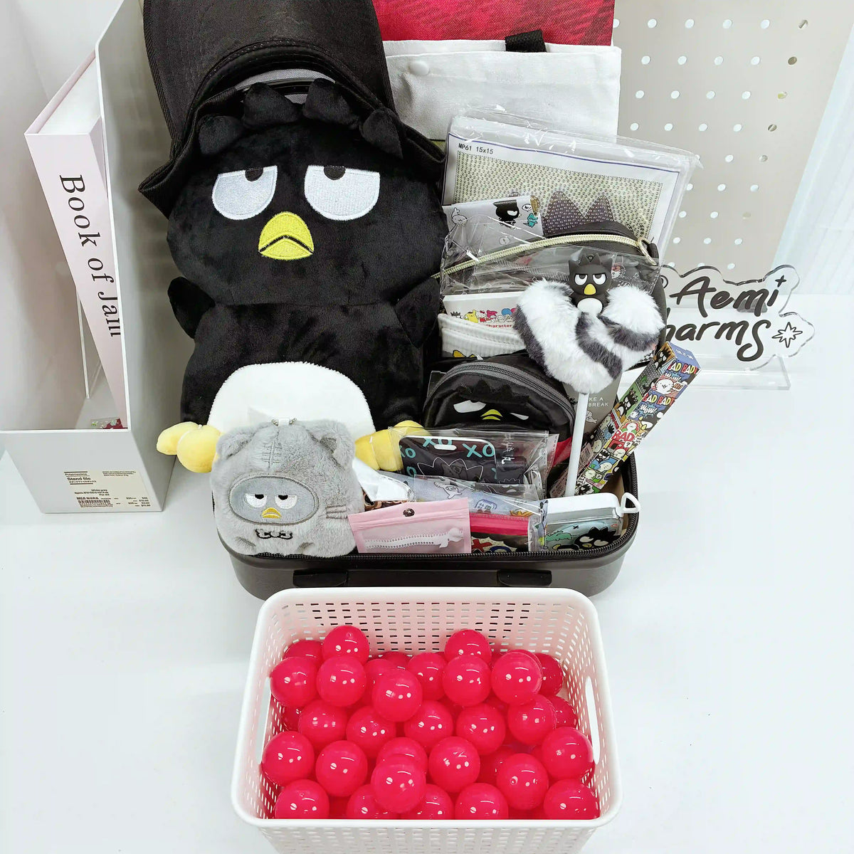 BM 14-Inch Suitcase Mystery Gift Box